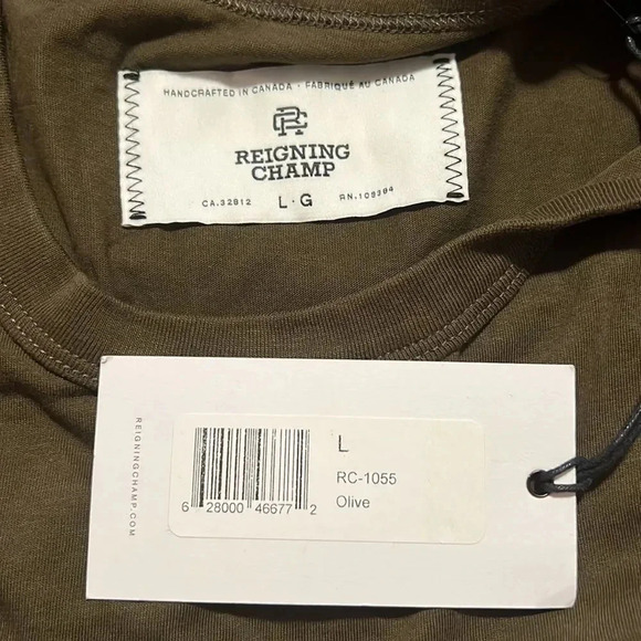 Reigning Champ Crest Logo Set-In Sleeve T-Shirt - Picture 12 of 15